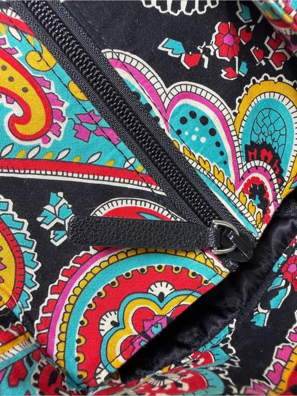 Vera Bradley Parisian Paisley Weekender Travel Bag Black Multicolor